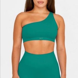 SET ACTIVE sculptflex one shoulder top and leggings sold as set NWT